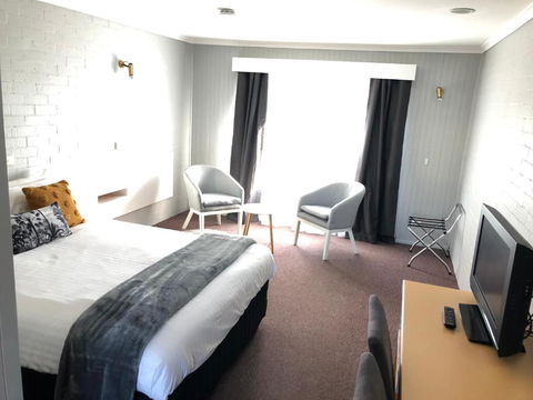 Country Roads Motor Inn - Redcliffe Tourism 6