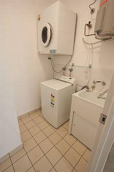 The Grand Old Lady Apartments - Redcliffe Tourism 0