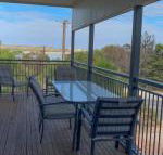 Longbeach House - Redcliffe Tourism
