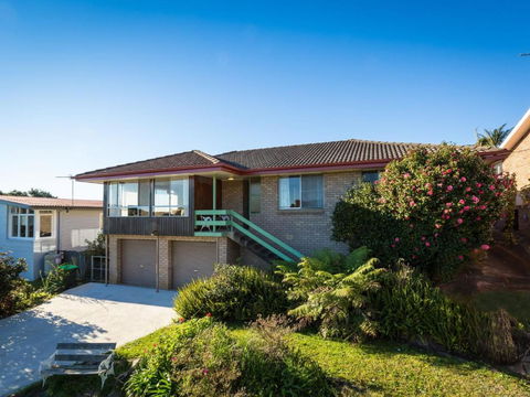 Inlet Views At The Loop - Redcliffe Tourism 3