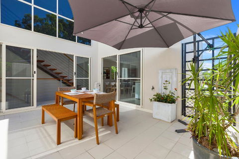 The Courtyards On Hill St - Redcliffe Tourism 2