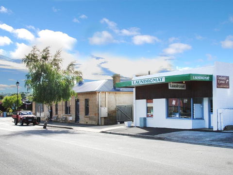 Oatlands Retreat - Redcliffe Tourism 5