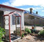 Oatlands Retreat - Redcliffe Tourism