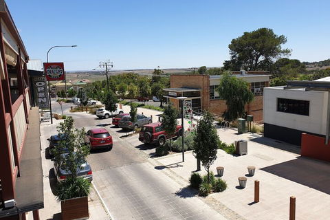 Balcony On Sixth Lodge - Redcliffe Tourism 2