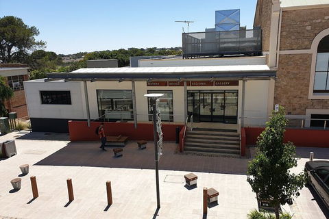 Balcony On Sixth Lodge - Redcliffe Tourism 4