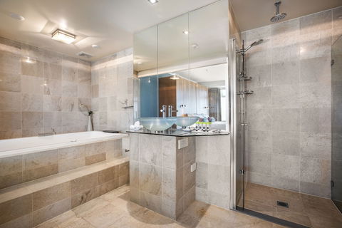 Gateway Hotel By Nightcap Plus - Redcliffe Tourism 3