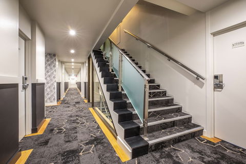 Gateway Hotel By Nightcap Plus - Redcliffe Tourism 1