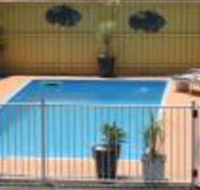 Twin Pines Motel - Redcliffe Tourism