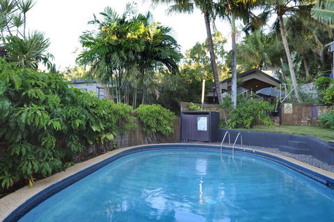 Airlie Beach Motor Lodge - Redcliffe Tourism 2