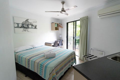 Airlie Beach Motor Lodge - Redcliffe Tourism 7