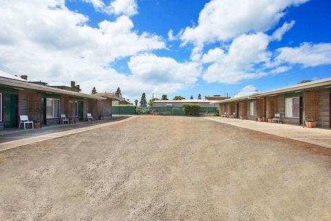 Econo Lodge Portland - Redcliffe Tourism 1