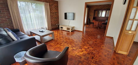 Yarra Valley Motel - Redcliffe Tourism 1