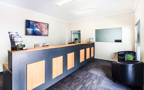 Airport Apartments By Vetroblu - Redcliffe Tourism 3