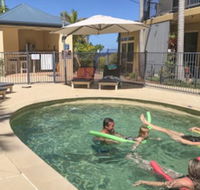 Beachside Holiday Apartments - Redcliffe Tourism