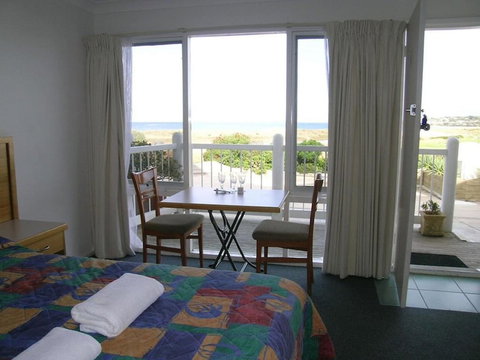 A Great Ocean View Motel - Redcliffe Tourism 4