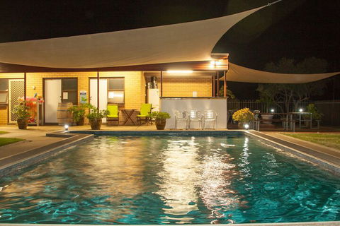 Angaston Vineyards Motel - Redcliffe Tourism 6