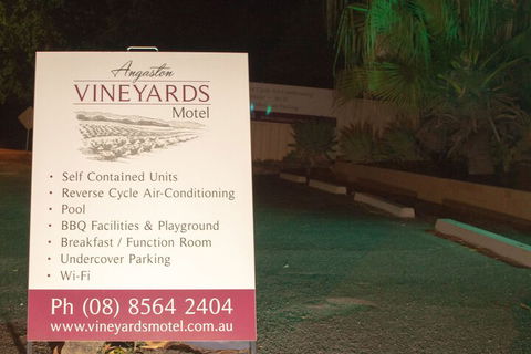 Angaston Vineyards Motel - Redcliffe Tourism 2