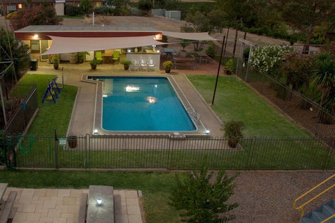 Angaston Vineyards Motel - Redcliffe Tourism 7