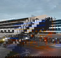 Bridgeport Hotel - Redcliffe Tourism