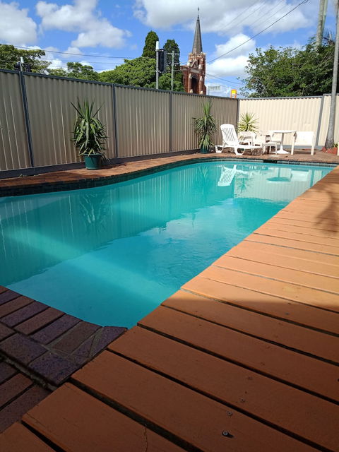 Annerley Motor Inn - Redcliffe Tourism 1