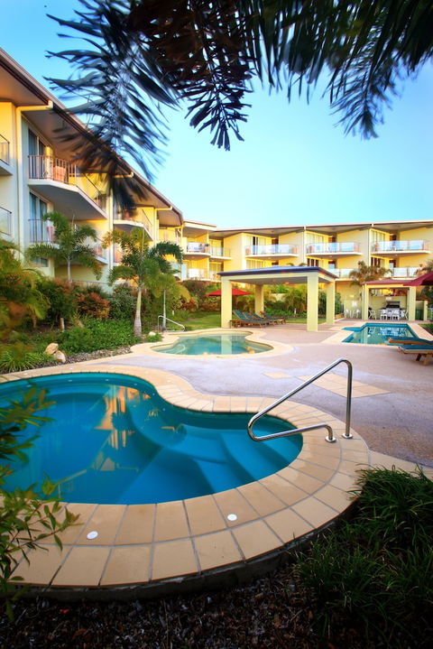 Caloundra Central Apartment Hotel - Redcliffe Tourism 4