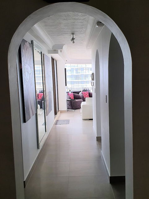 Aegean Apartments - Redcliffe Tourism 0