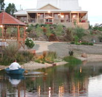 Blue Cliffs Retreat - Redcliffe Tourism