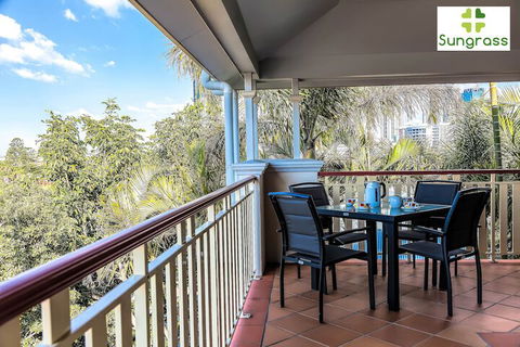 City Park Apartments - Redcliffe Tourism 4