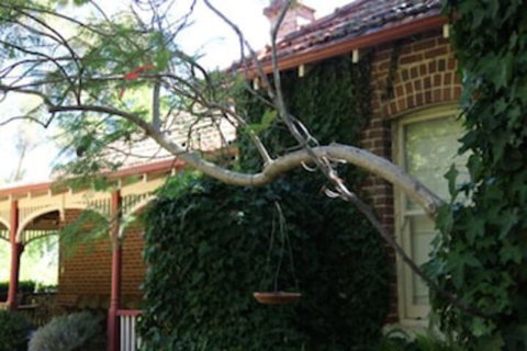 Fawkes House Country Spa Retreat - Redcliffe Tourism 1