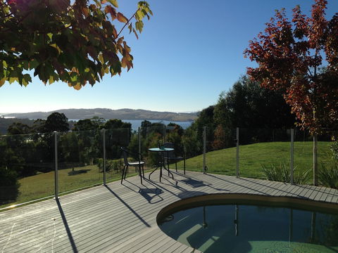 Arjuna Ridge Bed & Breakfast - Redcliffe Tourism 2