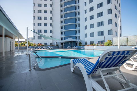 Centrepoint Holiday Apartments - Redcliffe Tourism 1