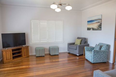 Amooran Oceanside - Redcliffe Tourism 4
