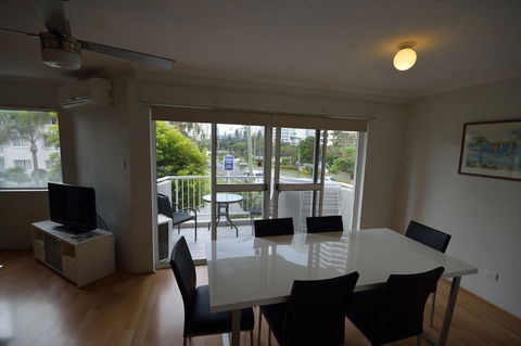 Aloha Lane Holiday Apartments - Redcliffe Tourism 4