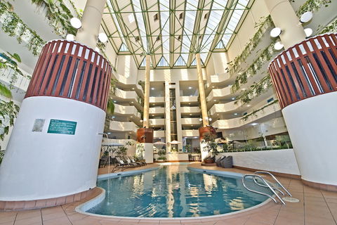 Atrium Resort Hotel - Redcliffe Tourism 2