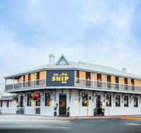 Nightcap at the Ship Inn - Redcliffe Tourism