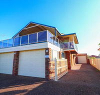 Anglers Abode - Redcliffe Tourism