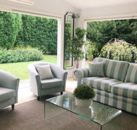 Bowral Escape - Redcliffe Tourism