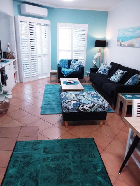 Jackies Holiday Apartment - Redcliffe Tourism 4