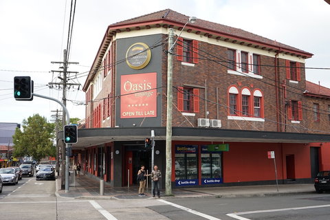 Oasis On Beamish Hotel - Redcliffe Tourism 0