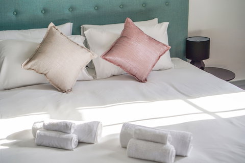 Oasis On Beamish Hotel - Redcliffe Tourism 2