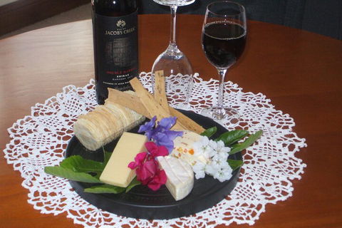 Archery Road Estate - Redcliffe Tourism 6