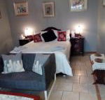 Yorks Lookout Lodge Bed  Breakfast - Redcliffe Tourism
