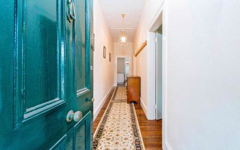 Azile 1875 Heritage Victorian Duplex - Redcliffe Tourism 4