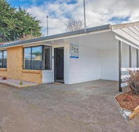 Elkie Villa 2 Bedroom Unit Burnie - Redcliffe Tourism