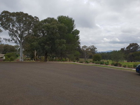 Kandos Fairways Motel - Redcliffe Tourism 2