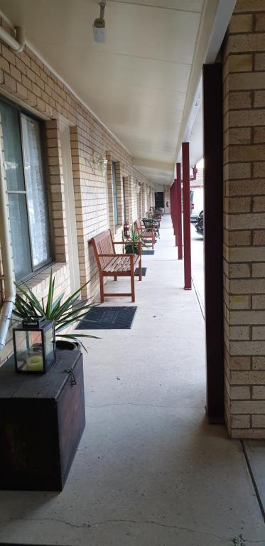 Kandos Fairways Motel - Redcliffe Tourism 5