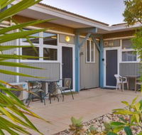 Getaway Villas Unit 38 12 1 Bedroom Self Contained Accommodation - Redcliffe Tourism