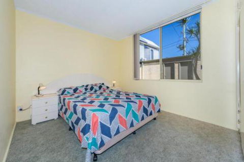 Alcheringa Unit 1 / 32 Sandy Point Road - Redcliffe Tourism 6