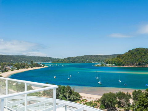 Penthouse 707 4 Bedroom Oceanview Penthouse - Redcliffe Tourism 5