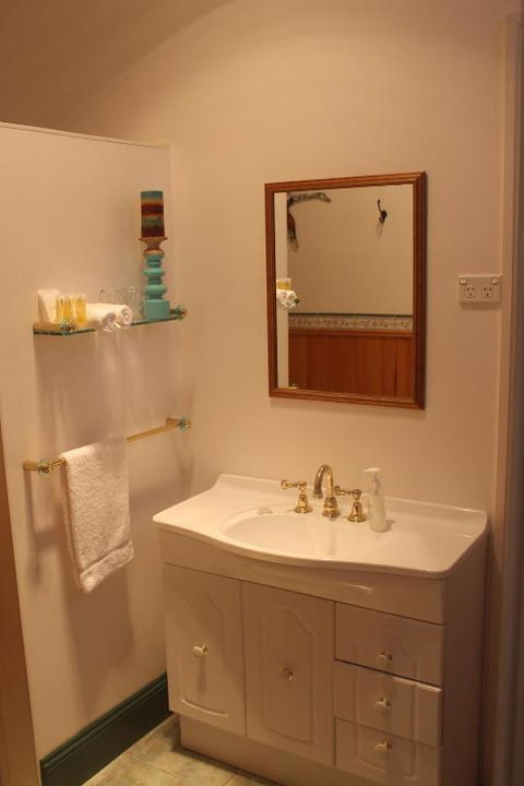 Gardenia House - Redcliffe Tourism 3